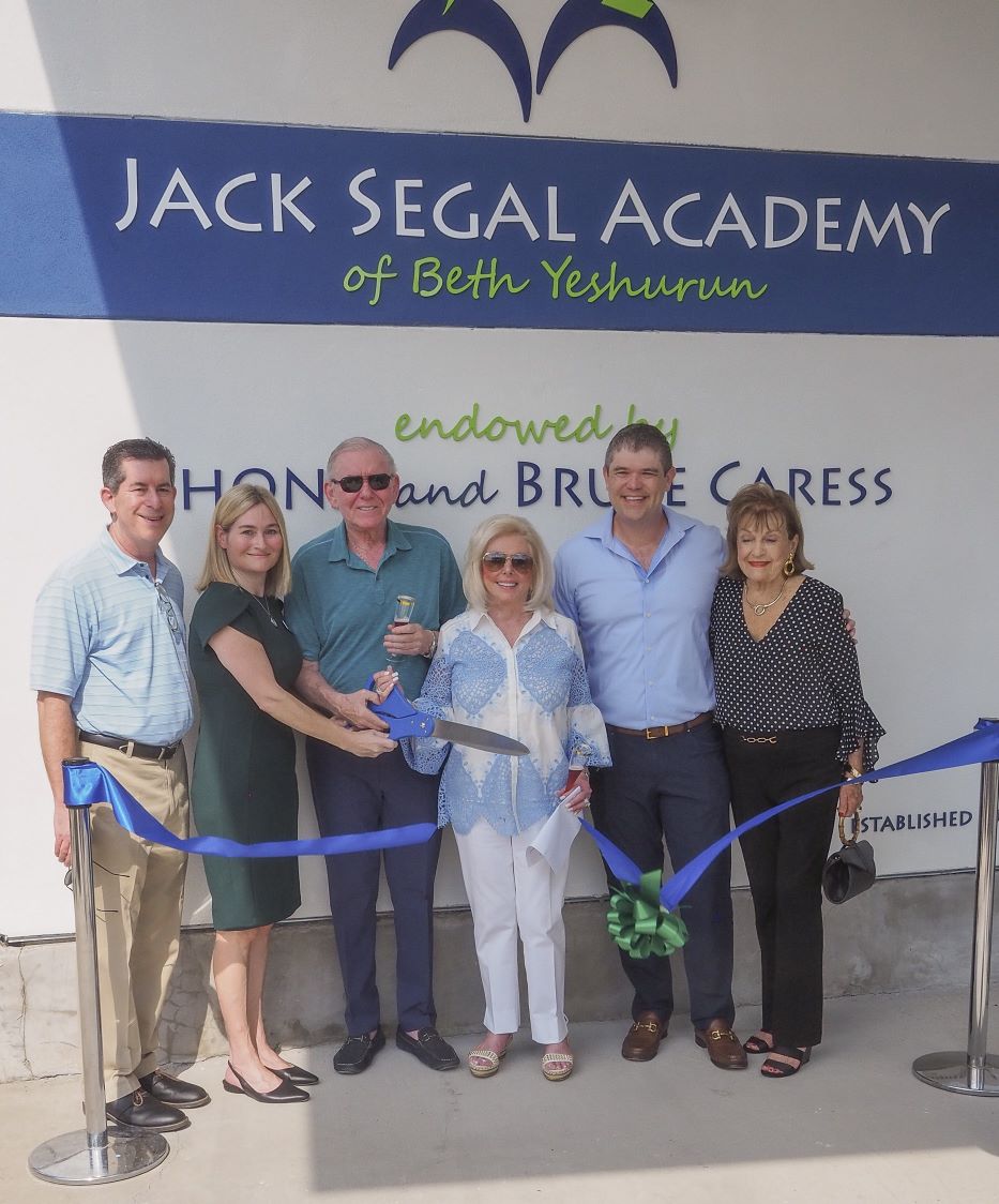 ribbon cutting (1)